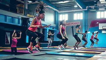 成人蹦床翻车视频大全集,揭秘极限运动背后的风险与挑战